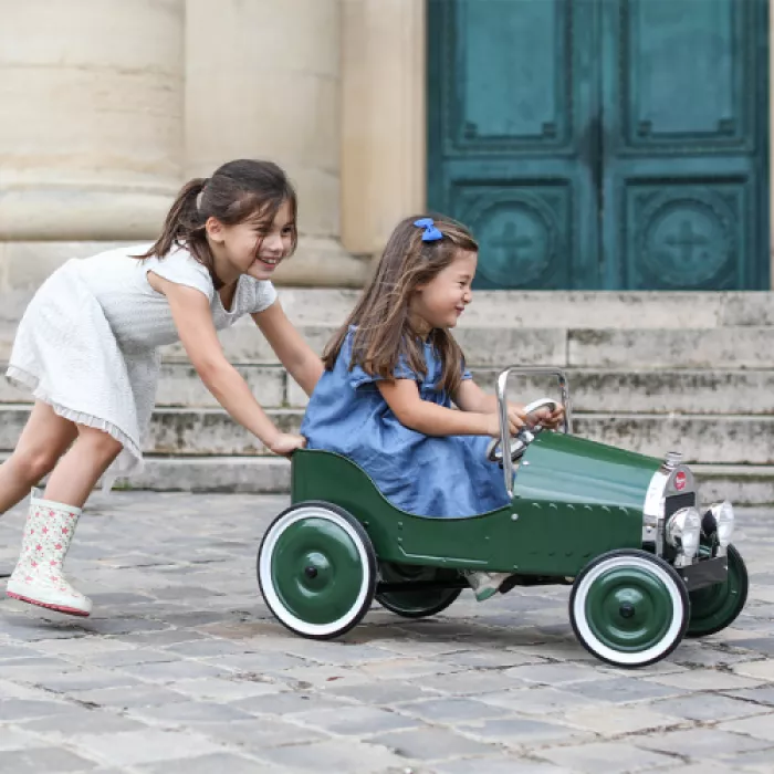 Masinuta ride-on cu pedale - Verde - Baghera