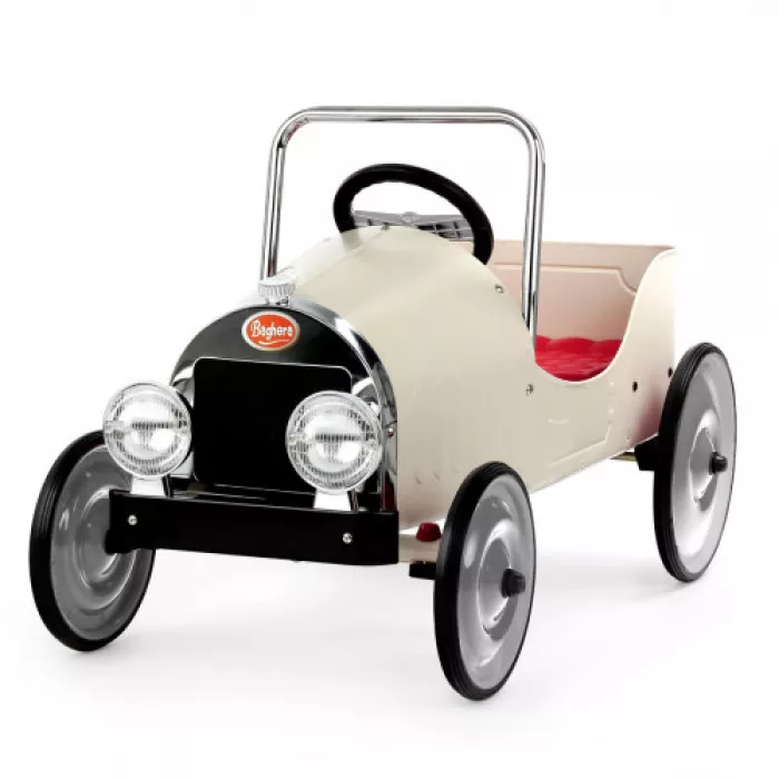 Masinuta ride-on cu pedale - Alba - Baghera Masinuta ride-on cu pedale - Alba - Baghera