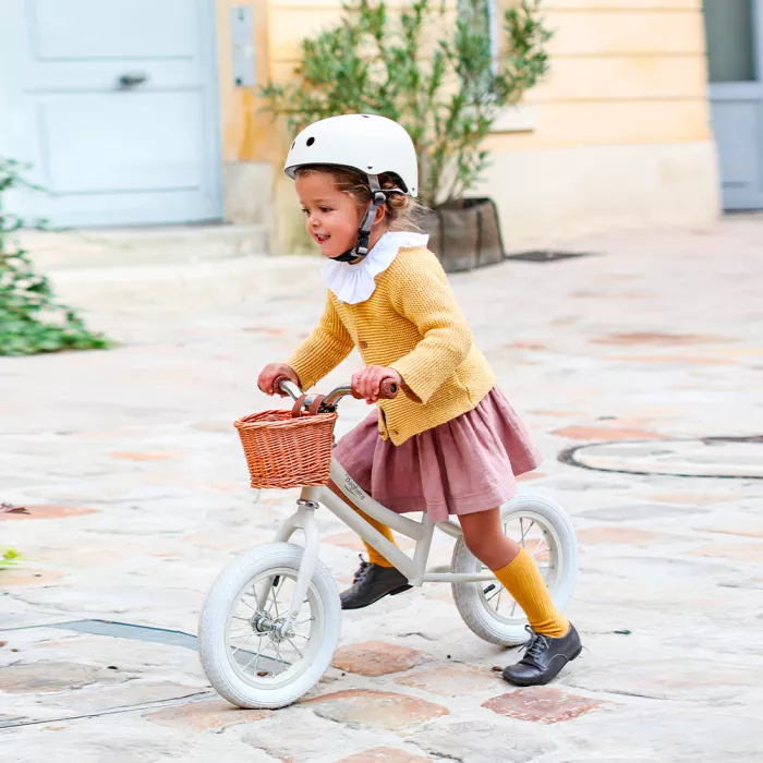 Bicicleta de echilibru fara pedale cu casca - Ivory White - Baghera