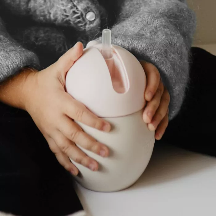 Cana din silicon cu pai - 240 ml - Coconut / Grauu - Elhée