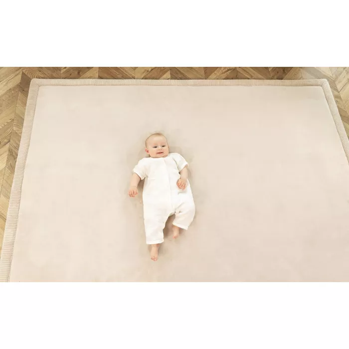 Saltea de joaca coral velvet cu spuma memorie 150 x 200 cm – Bej - Hakuna Matte