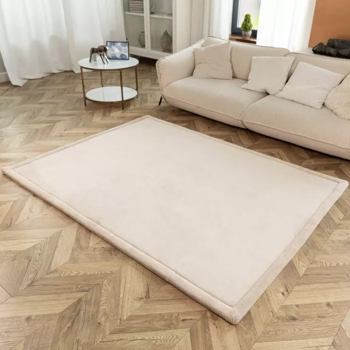 Saltea de joaca coral velvet cu spuma memorie 150 x 200 cm – Bej - Hakuna Matte