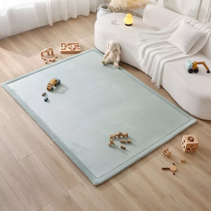 Saltea de joaca coral velvet cu spuma memorie 150 x 200 cm – Verde Soft - Hakuna Matte