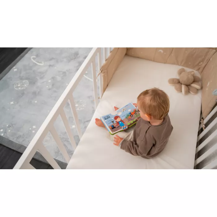 Saltea de joaca coral velvet cu spuma memorie Glow in the Dark - 120 x 170 cm – Planete - Hakuna Matte