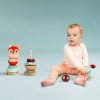 Jucarie din lemn si textil pentru stivuire - Lemurul Georges - Lilliputiens Jucarie din lemn si textil pentru stivuire - Lemurul Georges - Lilliputiens