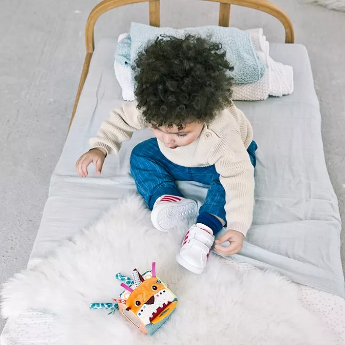 Cub soft cu activitati pentru bebelusi - Leul Jack - Lilliputiens