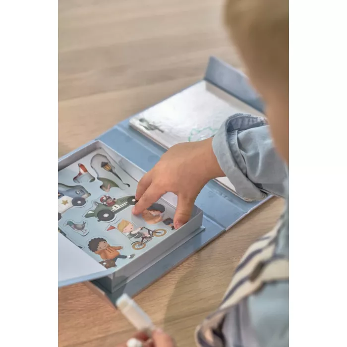 Carte magnetica cu figurine - Jim Vehicles - Little Dutch