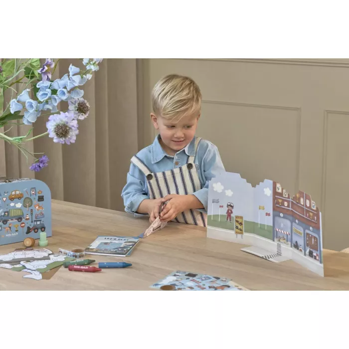 Valiza cu activitati creative - Jim Vehicles - Little Dutch
