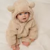 Salopeta captusita cu gluga din material teddy - Baby Bunny Sand - Little Dutch Salopeta captusita cu gluga din material teddy - Baby Bunny Sand - Little Dutch