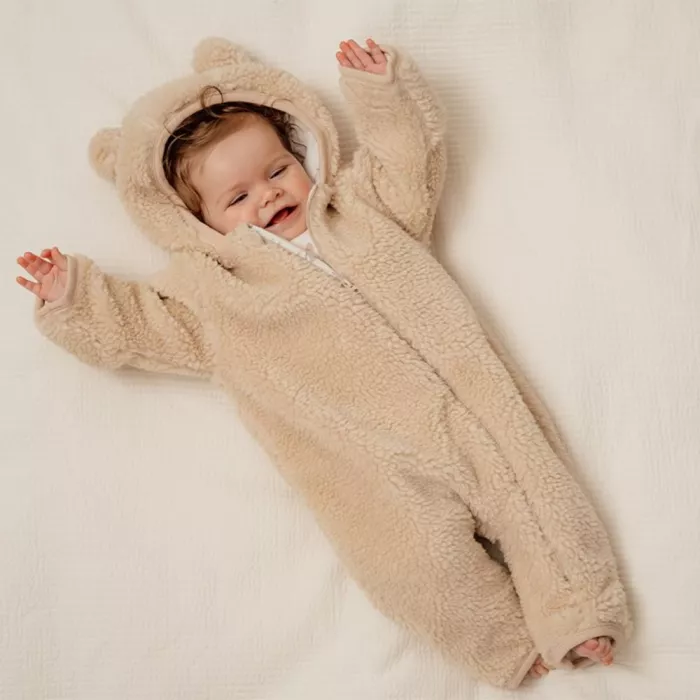 Salopeta captusita cu gluga din material teddy - Baby Bunny Sand - Little Dutch