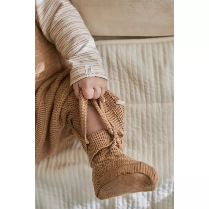 Salopeta pantalon tricotata din bumbac organic - Safari Friends - Soft Tan - Little Dutch