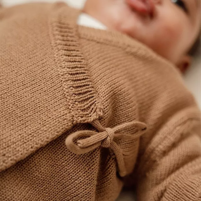 Cardigan tricotat petrecut din mix de lana pentru bebelusi - Brown - Little Dutch