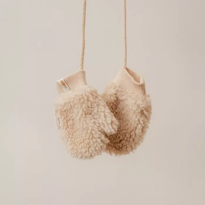 Manusi din material teddy - Sand - Little Dutch