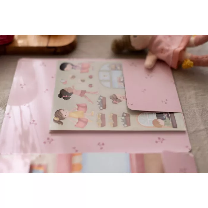 Carte cu activitati pentru copii - ROSA - Little Dutch