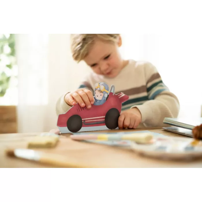 Carte cu activitati pentru decupat - stickere si foarfeca incluse - Jim - Little Dutch