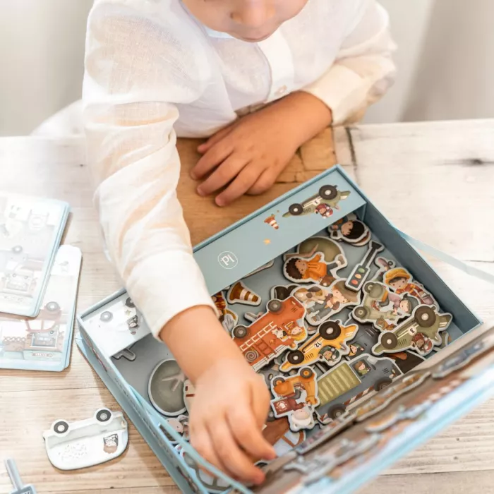 Puzzle magnetic Vehiculele lui Jim – Little Dutch