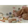 Cuburile de Construcție din Lemn – Construiește, Stivuiește, Descoperă