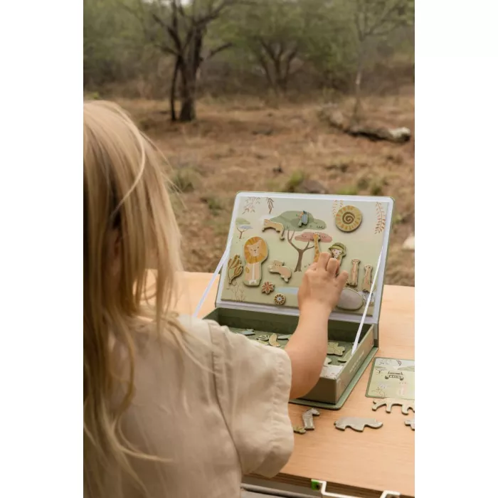 Puzzle-ul Magnetic Safari Friends – Povești și Creații Fără Sfârșit