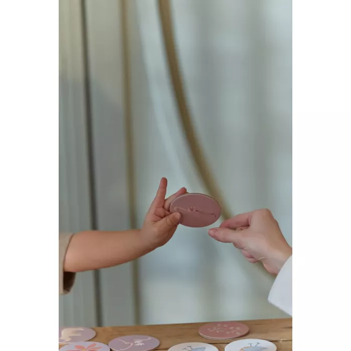 Jocul de Memorie – Distracție și Concentrare pentru Cei Mici