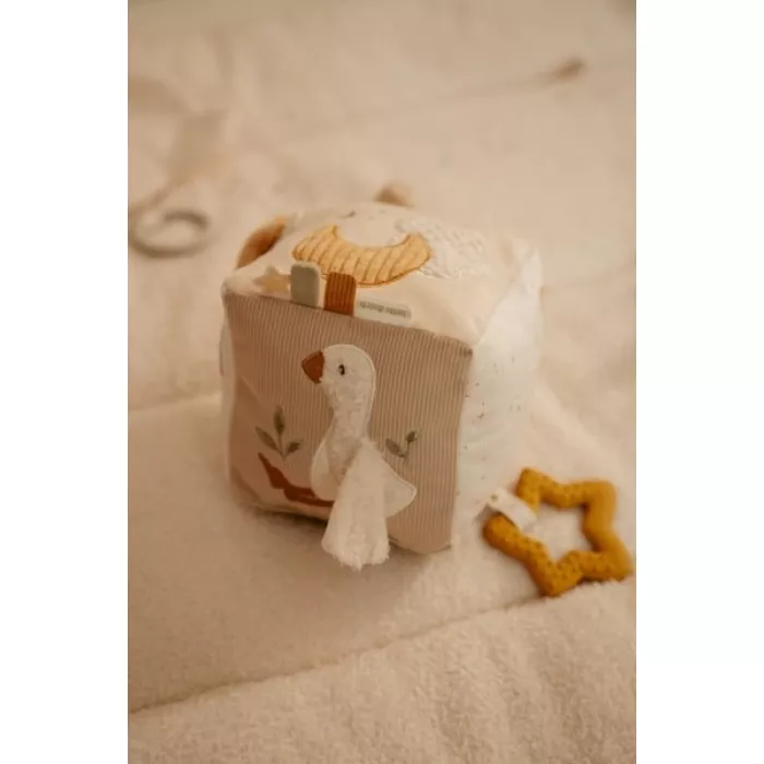 Cub senzorial pentru bebelusi - Newborn Naturals - Little Dutch