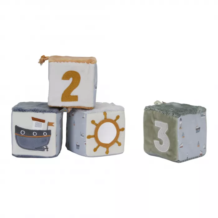 Set de 4 cuburi senzoriale pentru bebelusi - colectia Sailors Bay - Little Dutch