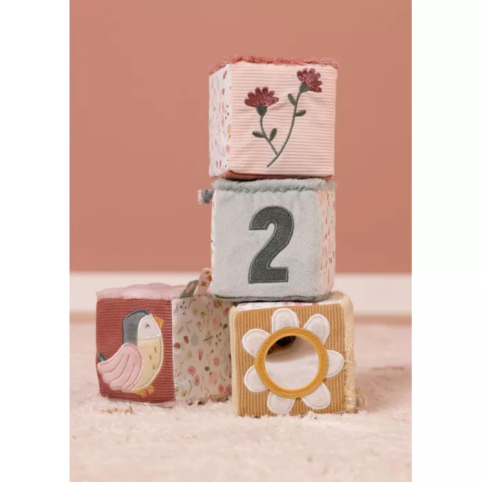 Set de 4 cuburi soft cu activitati pentru bebelusi - colectia Flowers & Butterflies - Little Dutch