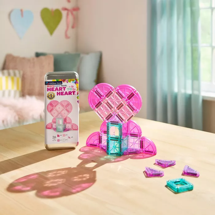 Set de constructie magnetic pentru calatorie - Heart to Heart - 26 piese - MAGNA-TILES