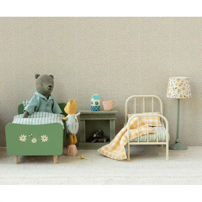 Accesorii pentru casuta de papusi - Pat metalic vintage  Teddy Jr - Maileg