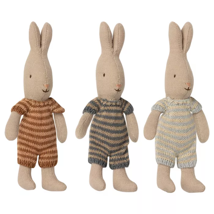 Jucarie textila - MICRO RABBIT W. 3 SETS OF CLOTHES - Maileg