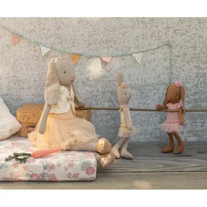 Jucarie textila - Bunny SIZE 2 - Chocolate Brown - Ballet suit and skirt - Maileg