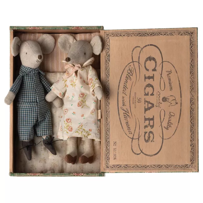 Jucarie textila - GRANDMA AND GRANDPA MICE IN CIGARBOX - Maileg