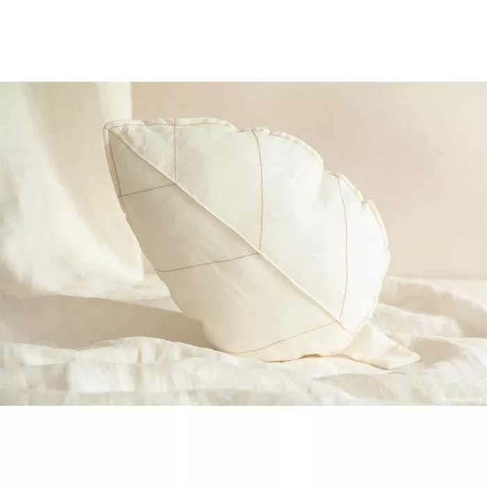 Perna decorativa din in ecologic in forma de frunza - Off White - Nobodinoz