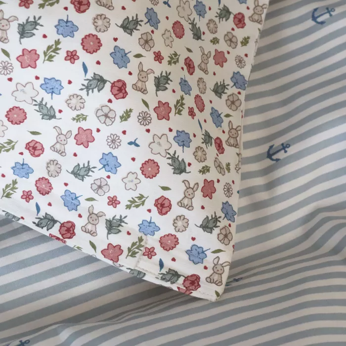 Lenjerie din bumbac organic pentru patut - 70 x 100 cm - Koala Flower - Nuuroo
