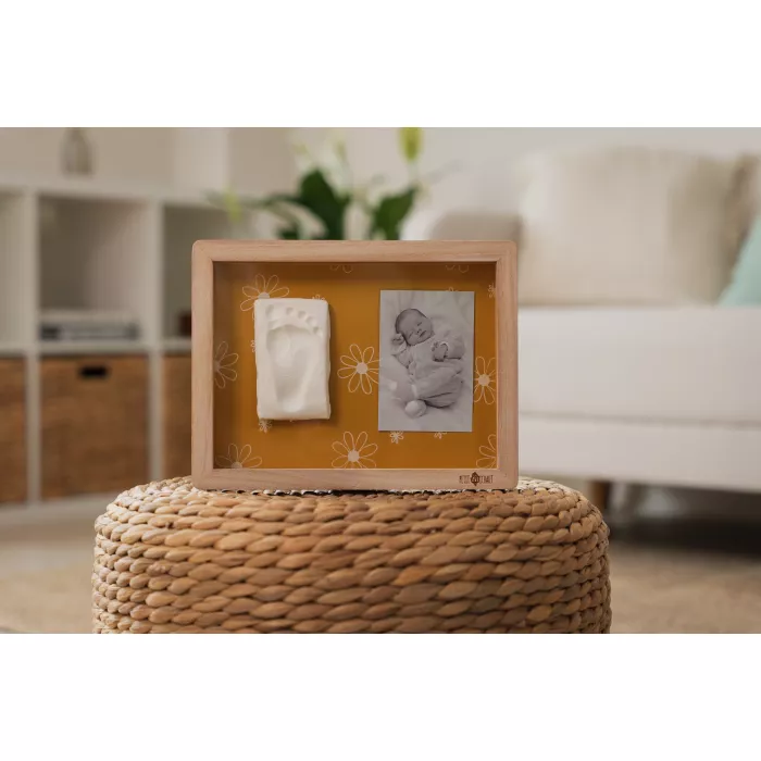 Rama cu kit amprenta pentru bebelusi - Classic Frame - Daisy Ochre - Petit Artichaut